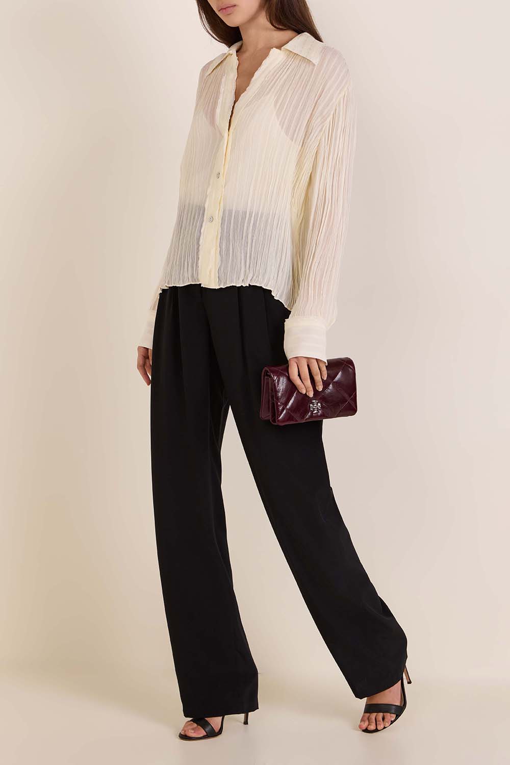 חולצה מכופתרת שקופה